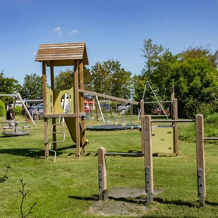 Chalet 550 Op Recreatiepark De Wielen سينت مارتن المظهر الخارجي الصورة
