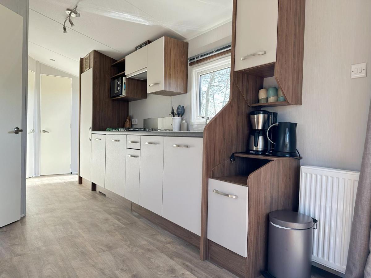 Chalet 550 Op Recreatiepark De Wielen سينت مارتن المظهر الخارجي الصورة